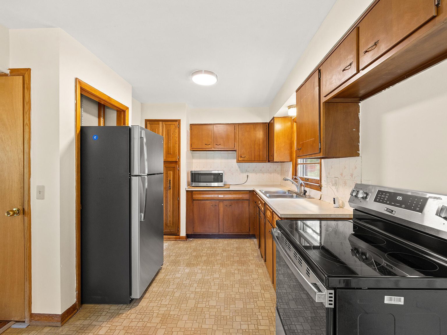 1901 Greenleaf Dr Lexington, KY 40505 | Single Family