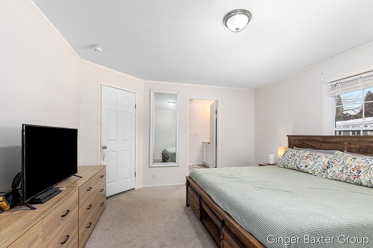 1800 W Main St #105 Lowell, MI 49331  | New build