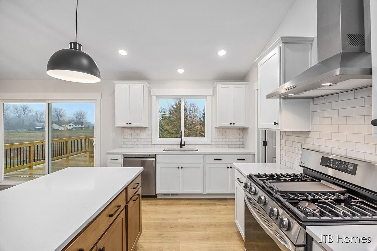 11440 Shoreline Dr #110 Allendale, MI 49401  | Single Family