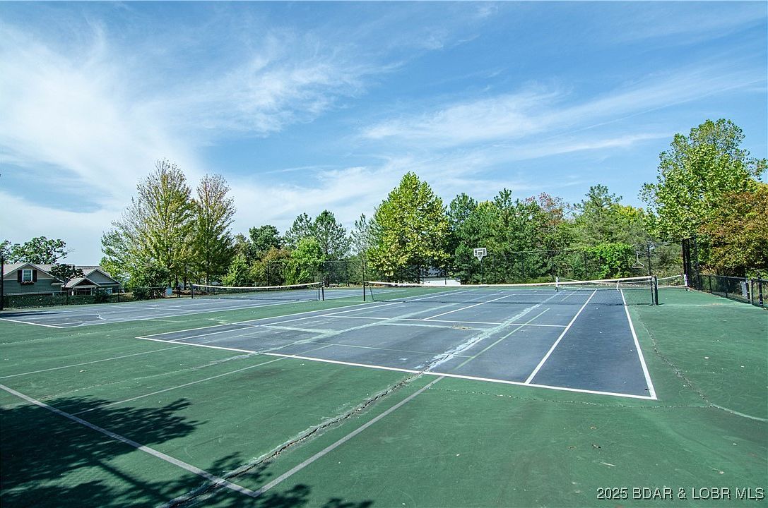 40 Lady Bug Ln Camdenton, MO 65020 | Single Family