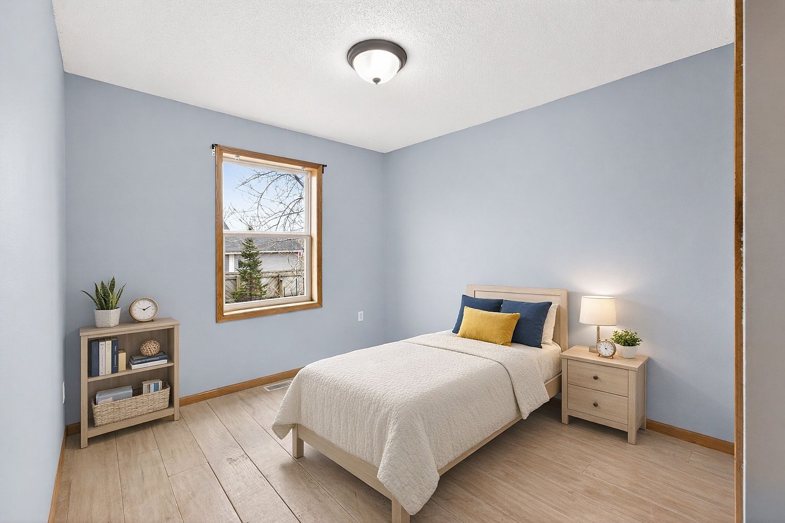 1501 Elm St S Cambridge, MN 55008  | Single Family