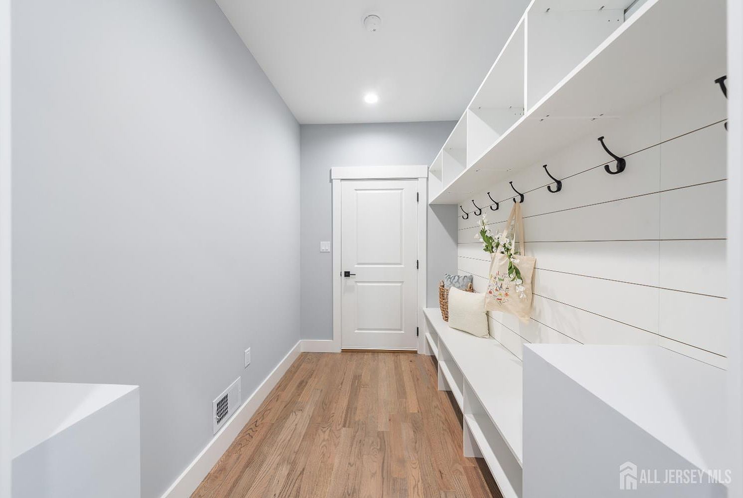 68 Longfellow Dr Colonia, NJ 07067 | Single Family