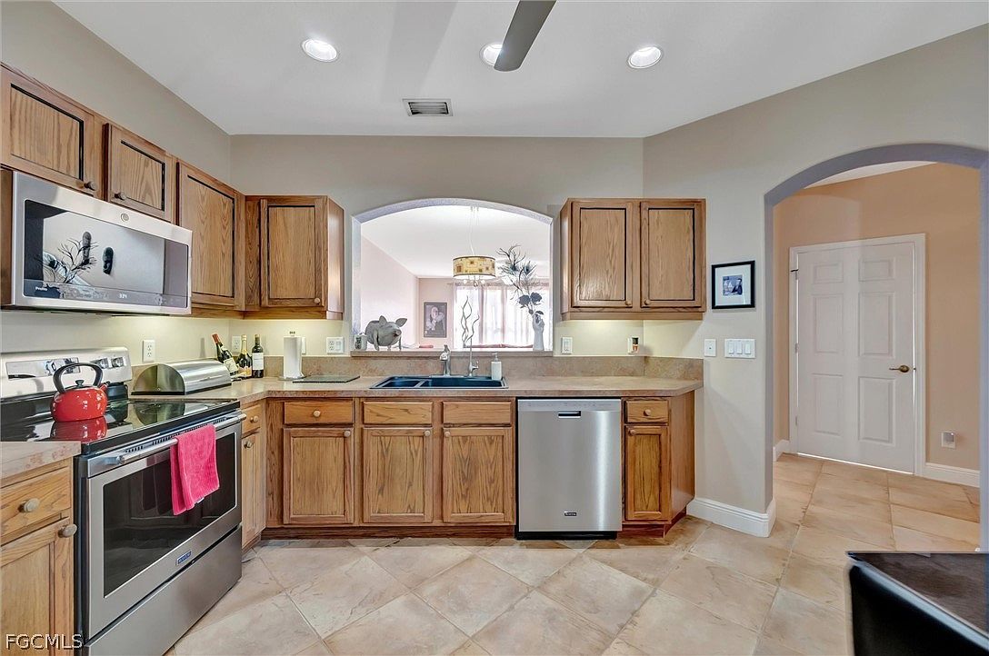 9527 Brookville Ct Fort Myers, FL 33967  | New build