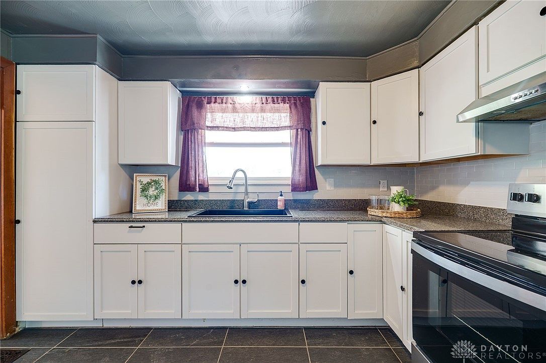 39 S Bird Rd Springfield, OH 45505 | Single Family