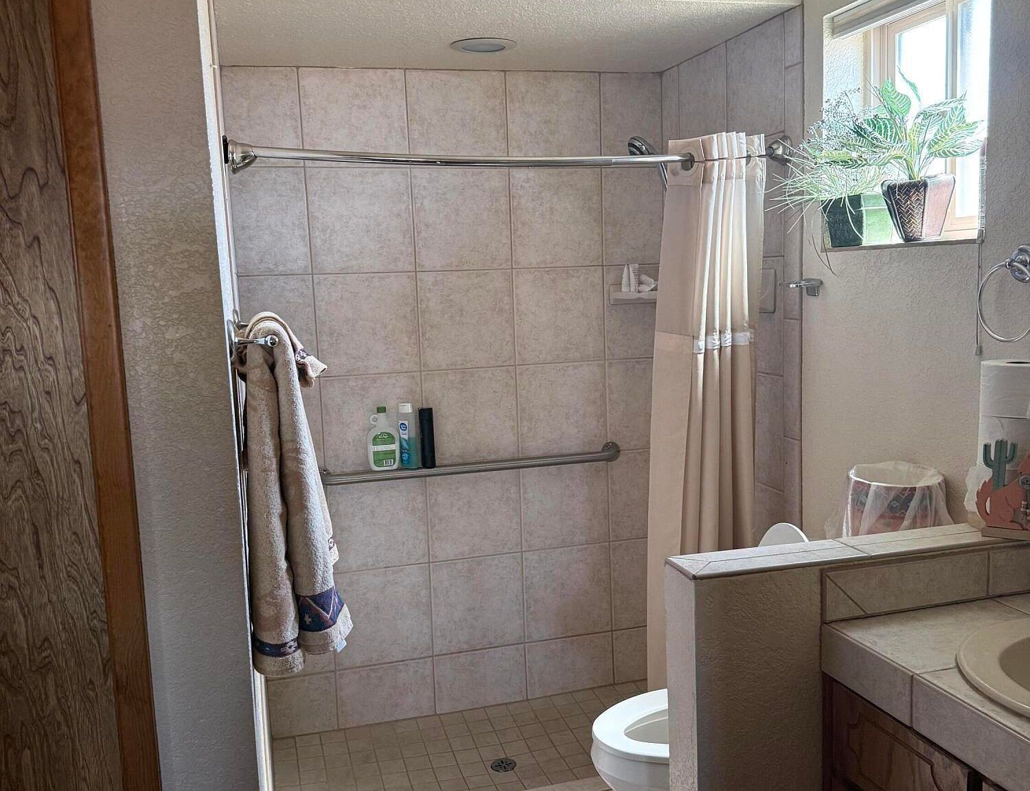 1705 Topaz Dr Lake Havasu City, AZ 86403  | Single Family