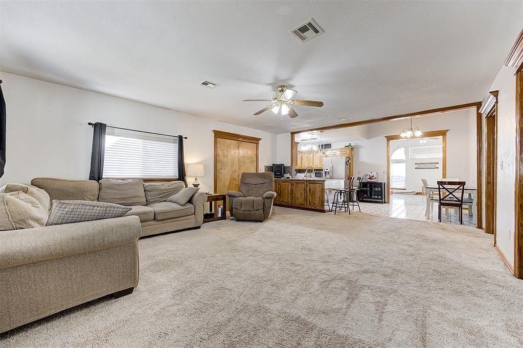 15612 Sandstone Ter Oklahoma City, OK 73170  | Single Family