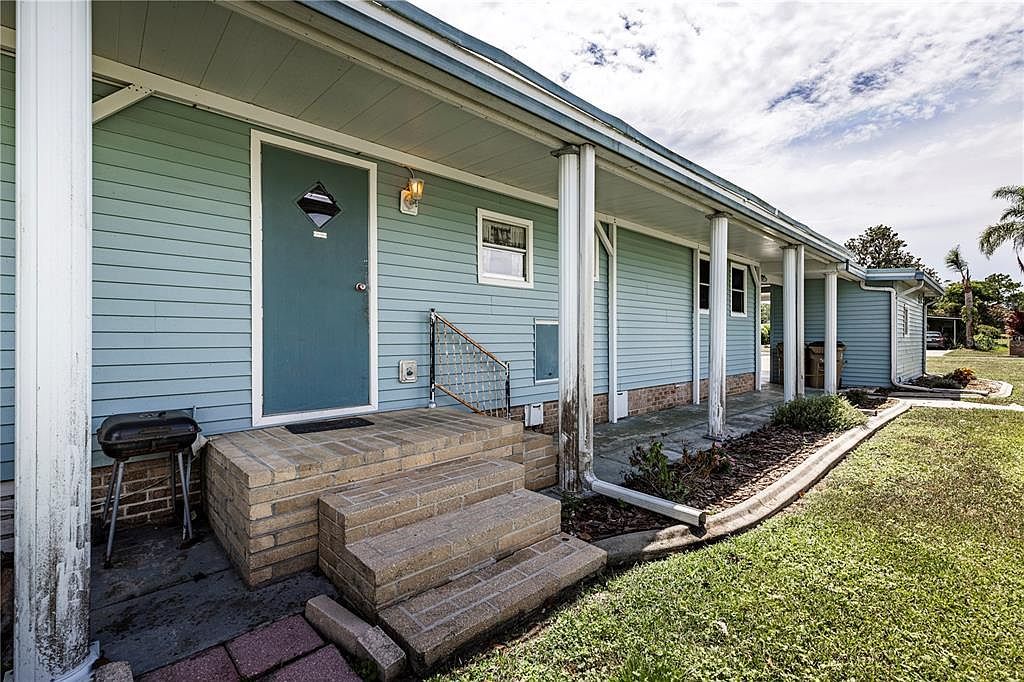 34232 Island Dr Leesburg, FL 34788  | New build