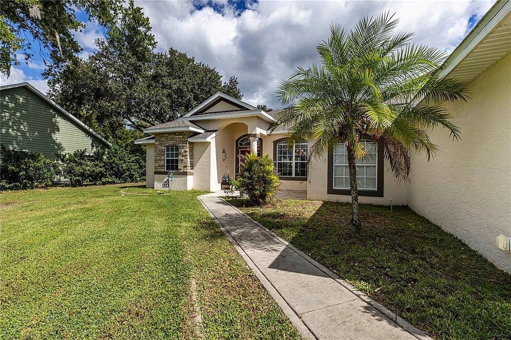114 Wingfield Dr Umatilla, FL 32784  | Single Family