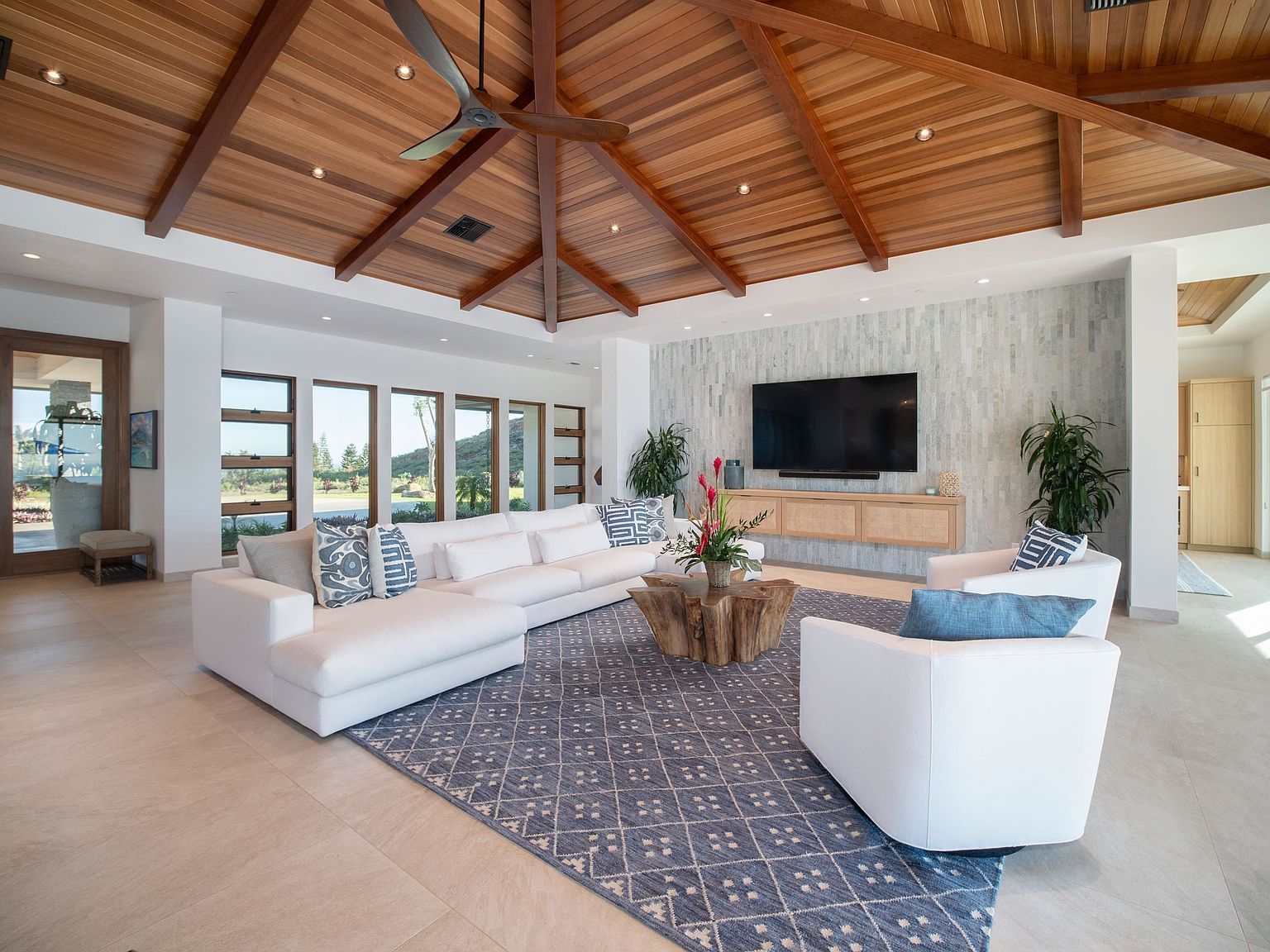 426 Wailau Pl Lahaina, HI 96761  | Single Family