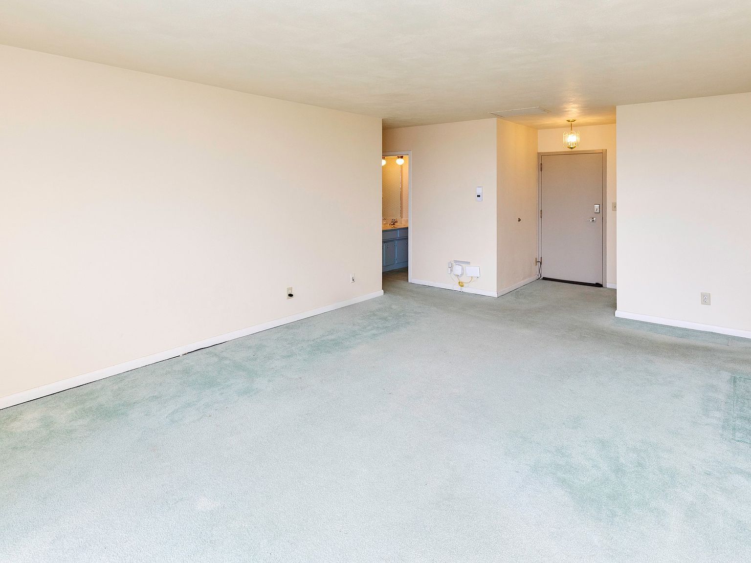 3663 Grand Ave UNIT 501 Des Moines, IA 50312  | Multi Family