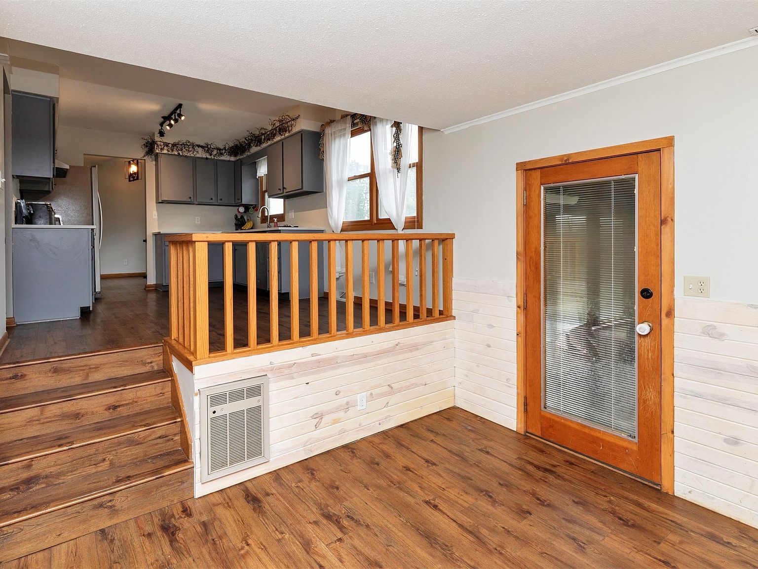 1101 SE Innsbruck Dr Ankeny, IA 50021  | Single Family