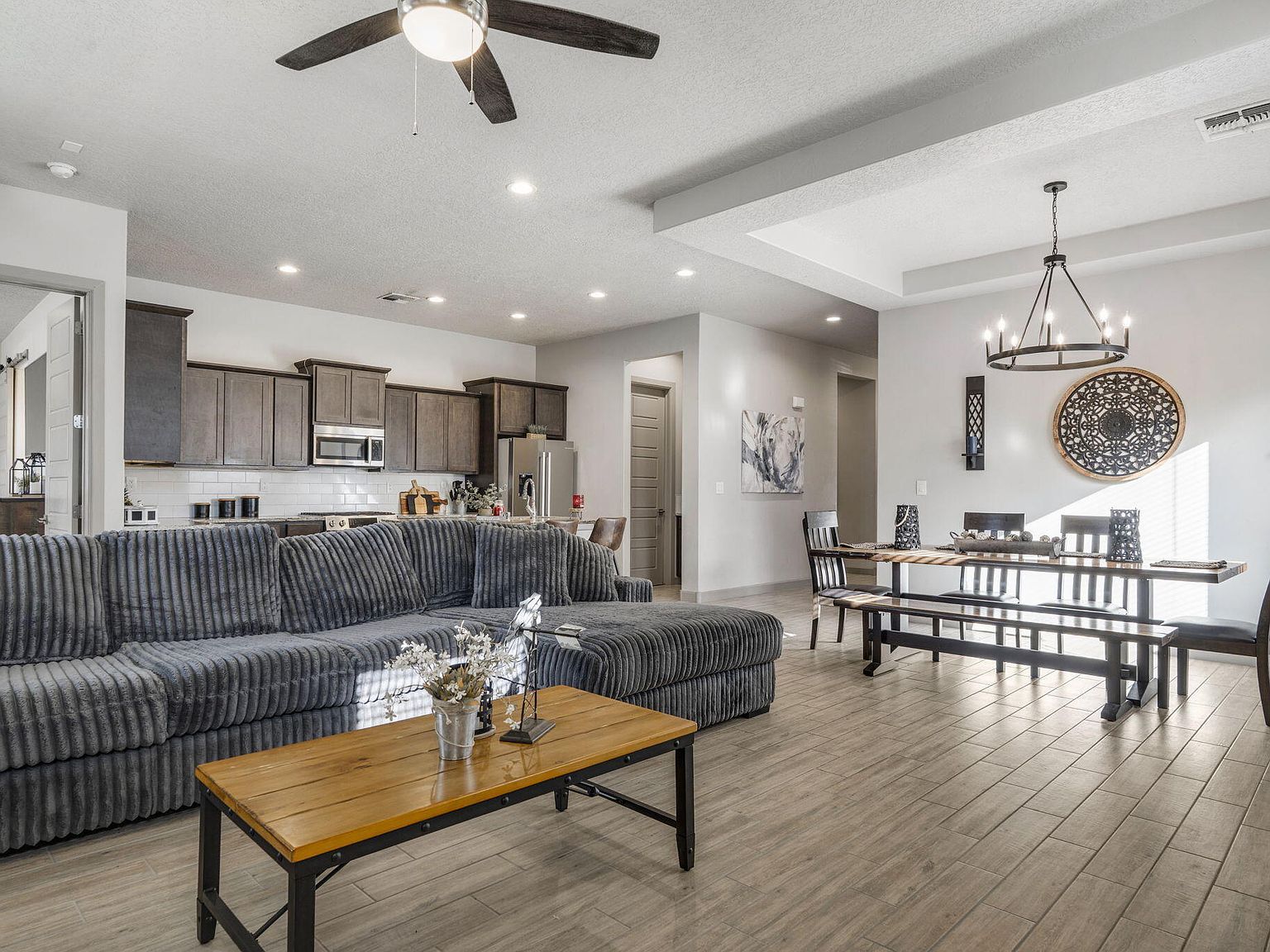 1694 Tesoro Loop Los Lunas, NM 87031 | Single Family