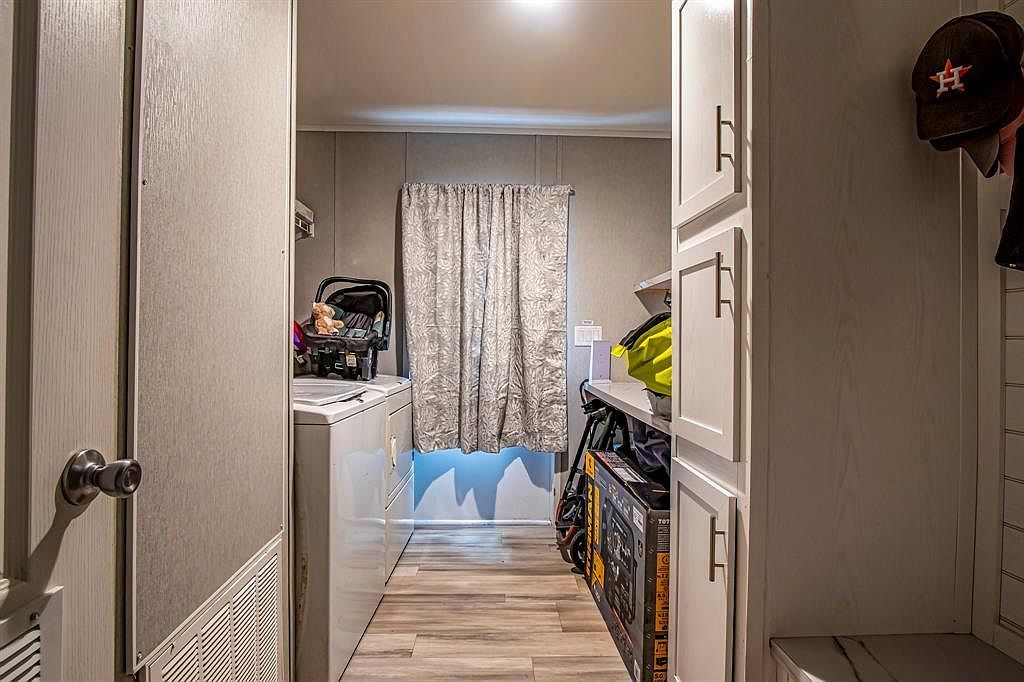 595 County Road 2218 Cleveland, TX 77327  | Single Family