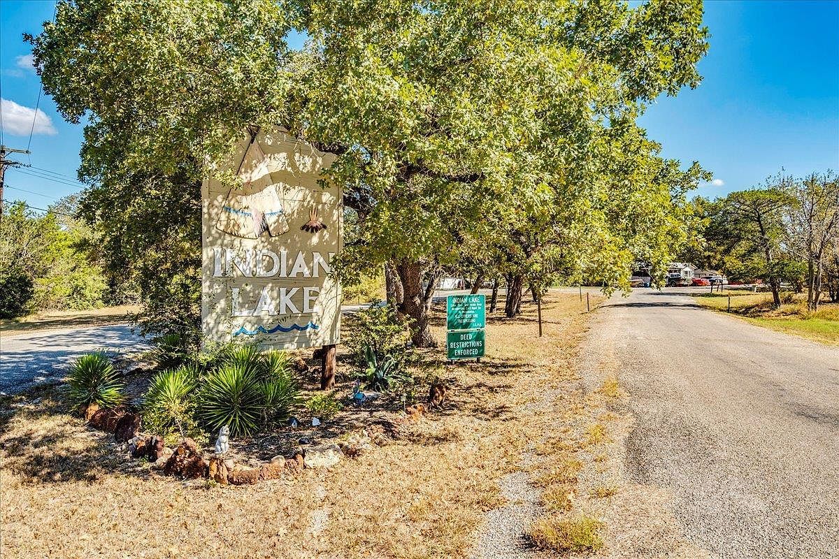 106 Wampum Smithville, TX 78957 | Land/Lot