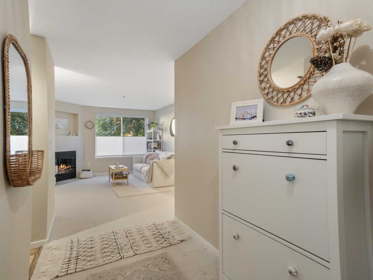 8745 Greenwood Avenue North #311, Seattle, WA, USA, 98103 - Thumbnail 4