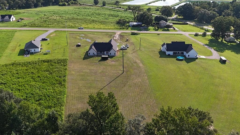 689 S Foster St Slocomb, AL 36375  | Single Family