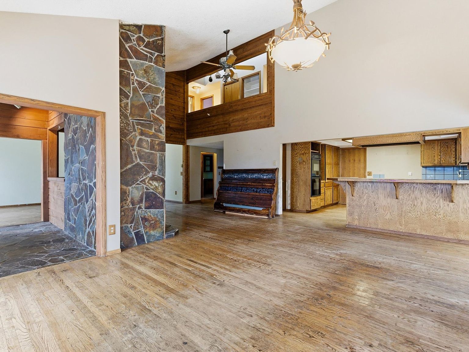 22250 Holy Cross Way Proctor, MT 59929  | Single Family