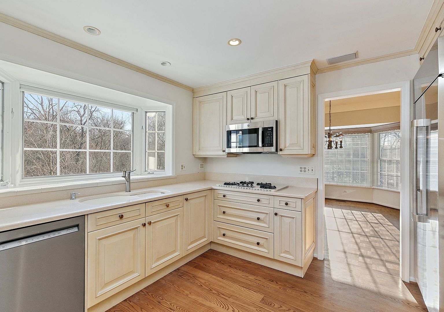 43 Ravenscraig Ln Inverness, IL 60067  | Condominium