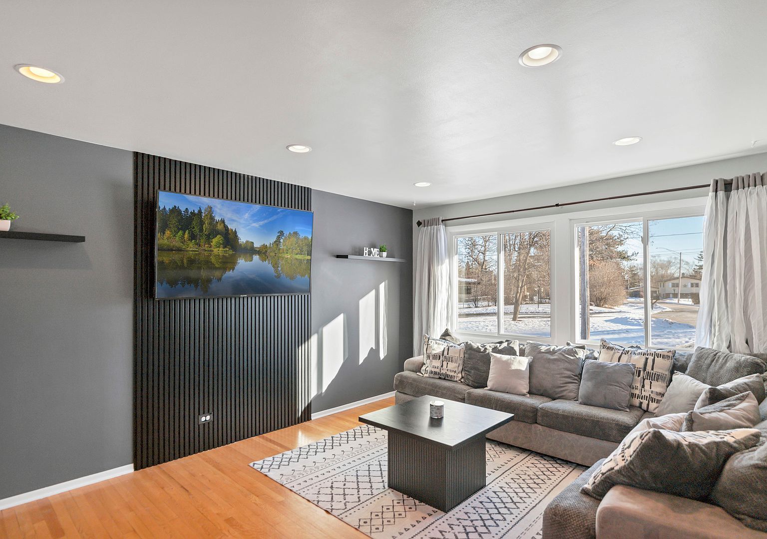 1809 Maplewood Ct Lindenhurst, IL 60046  | Single Family