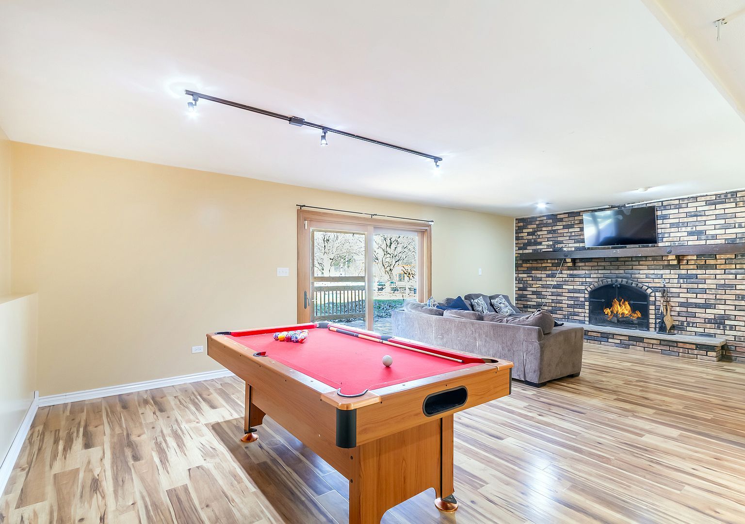 3N046 Lakeview Ct West Chicago, IL 60185 | Single Family