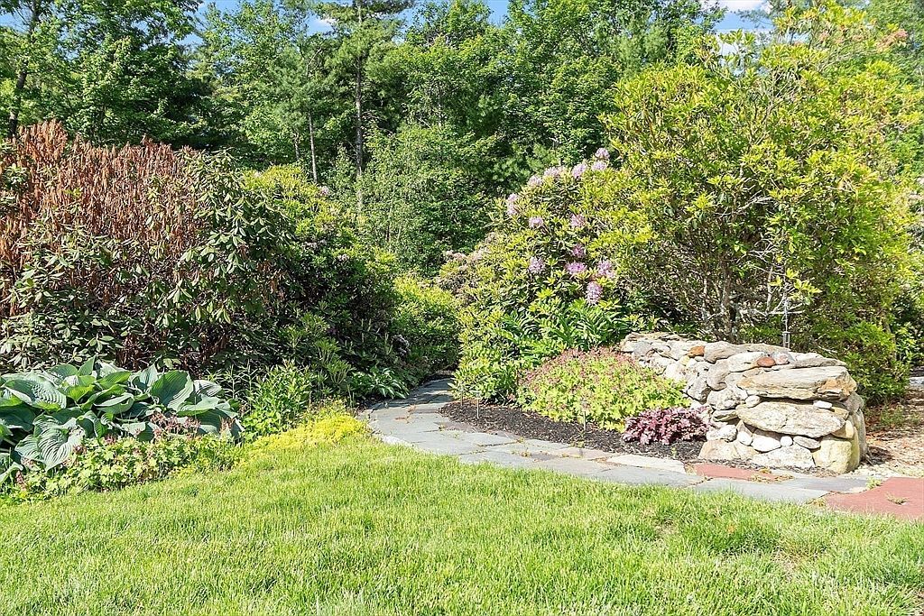 481 W Townsend Rd Lunenburg, MA 01462  | Single Family