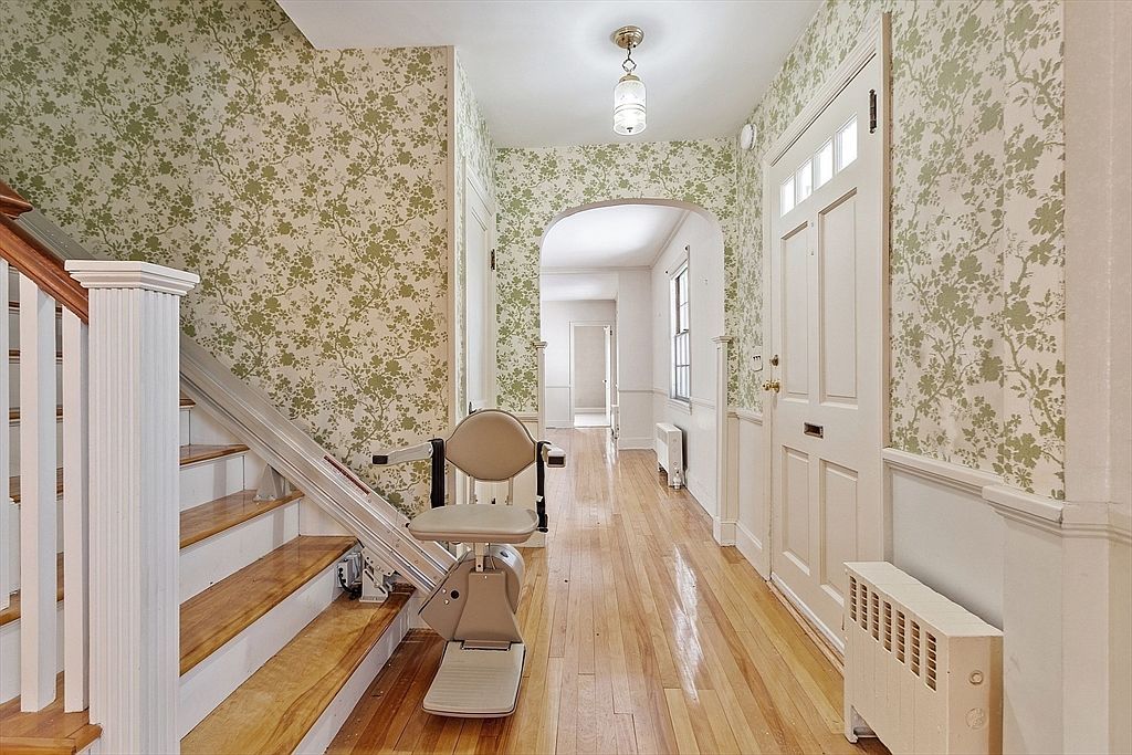 93 Fitch Hill Ave Fitchburg, MA 01420 | Single Family