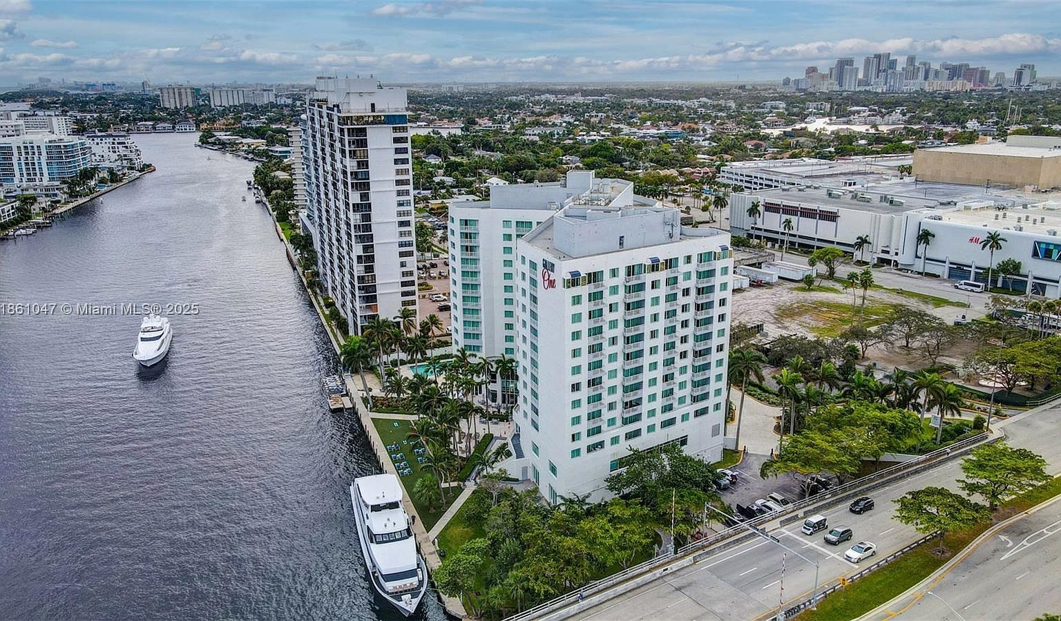2670 E Sunrise Blvd #1005 Fort Lauderdale, FL 33304  | Condominium
