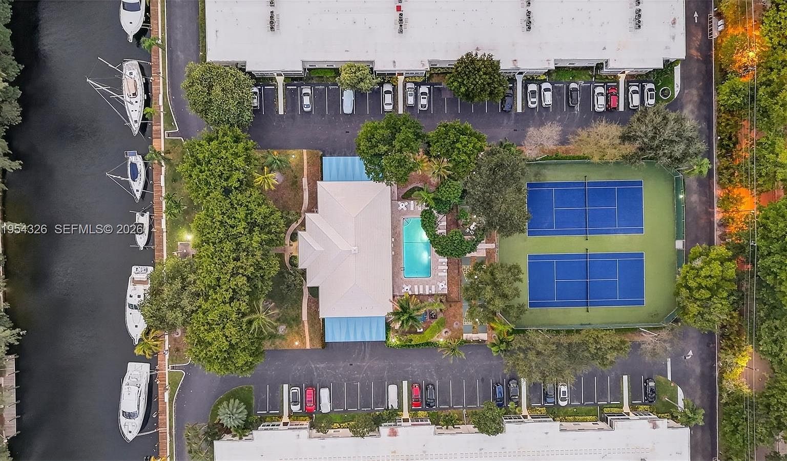 6471 Bay Club Dr APT 3 Fort Lauderdale, FL 33308  | Condominium