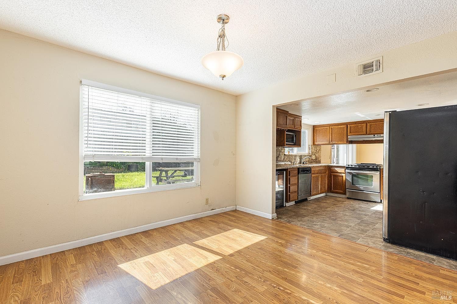 380 Claridge Ct Vacaville, CA 95687  | Single Family