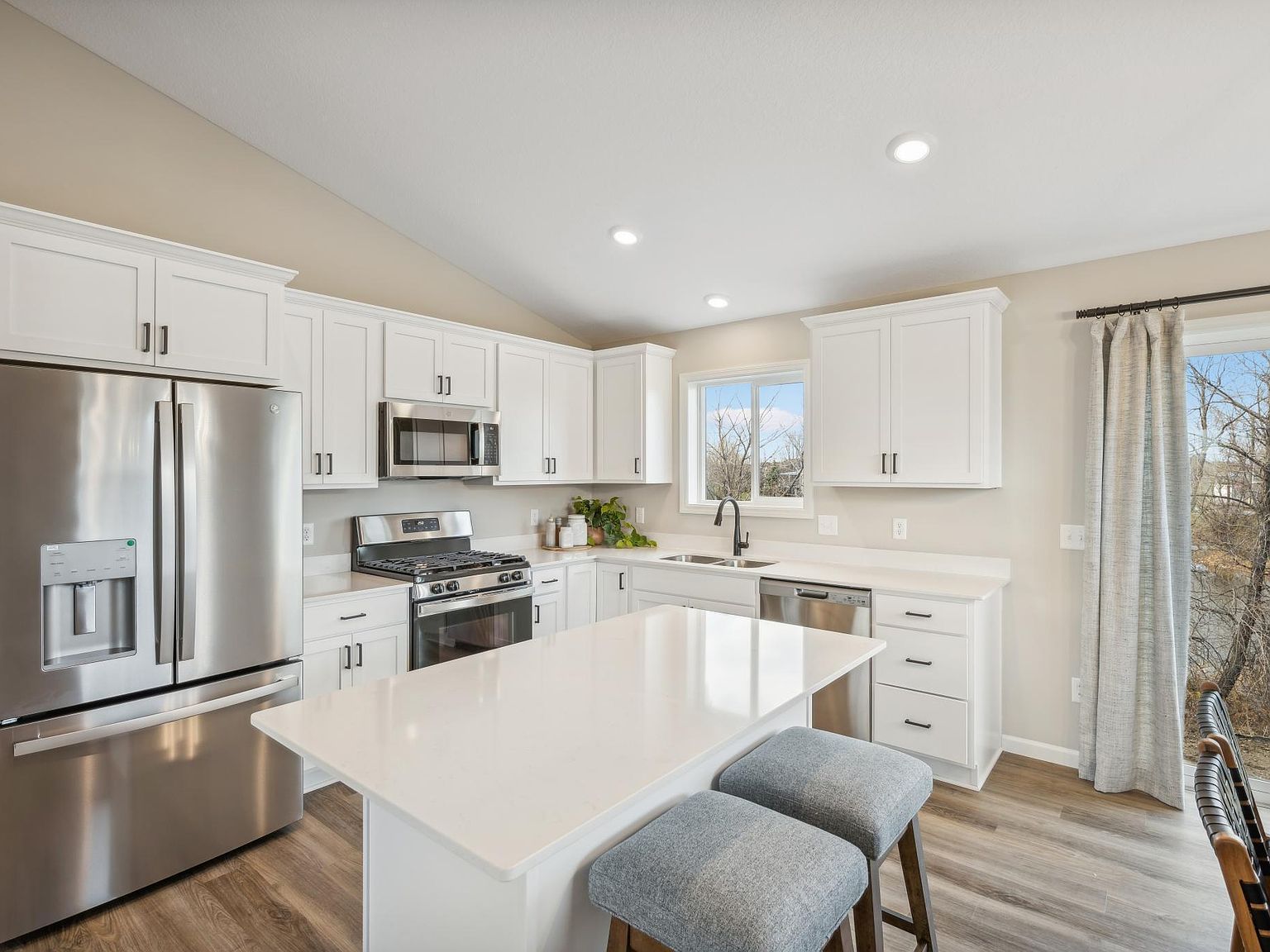 877 Yellowcrest St SW Delano, MN 55328  | Single Family