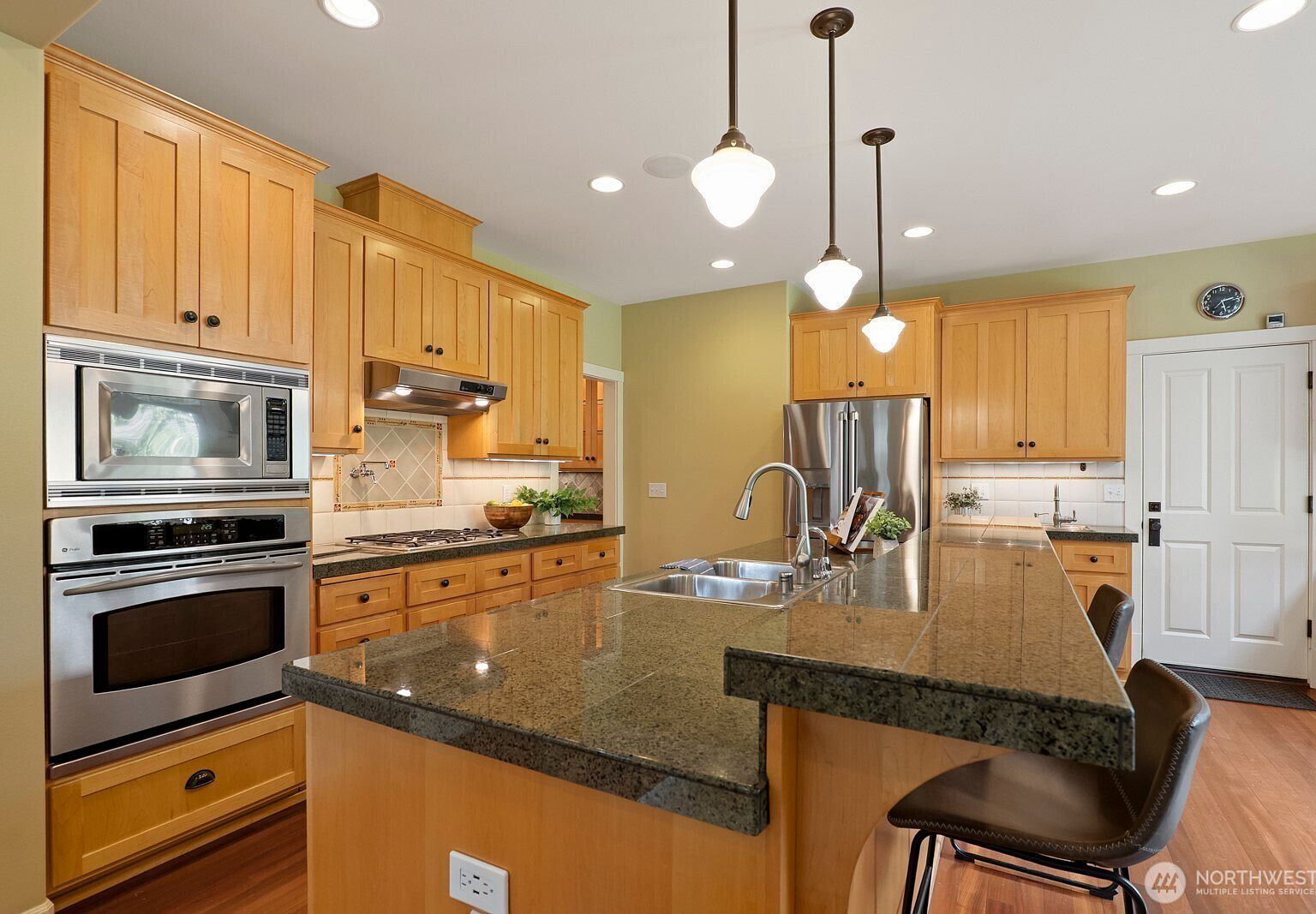 27 148th Pl SW Lynnwood, WA 98087  | Single Family