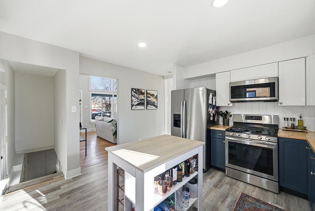 4137 Knob Hill Dr Des Moines, IA 50317  | Single Family