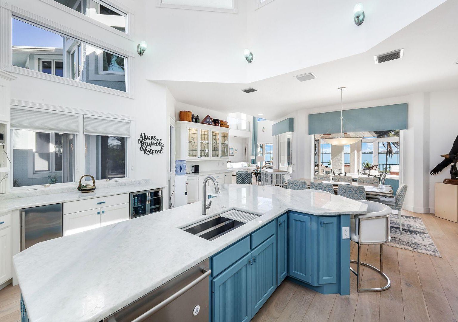 831 Caxambas Dr Marco Island, FL 34145 | Single Family