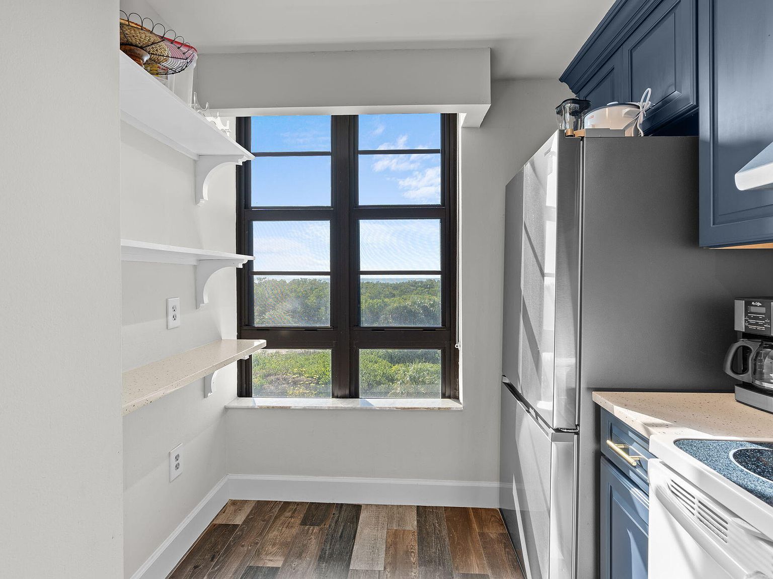 440 Seaview Ct APT 311 Marco Island, FL 34145  | Condominium