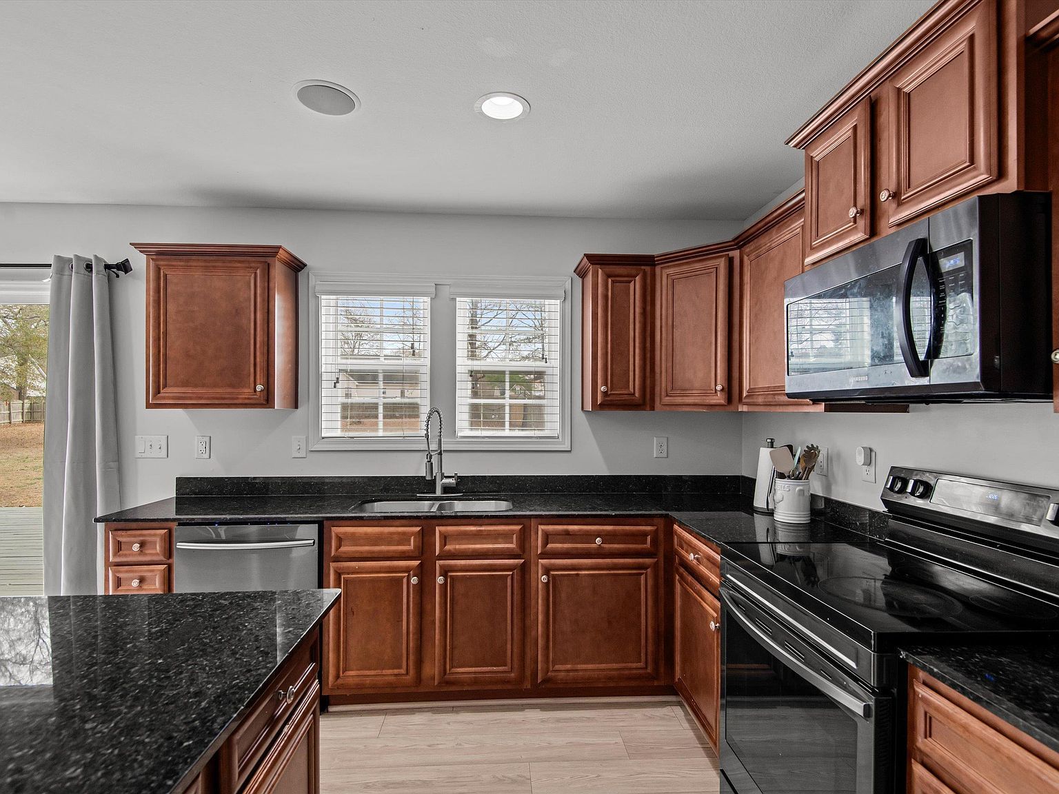 8 Genesis Ln Camden, SC 29020  | Single Family