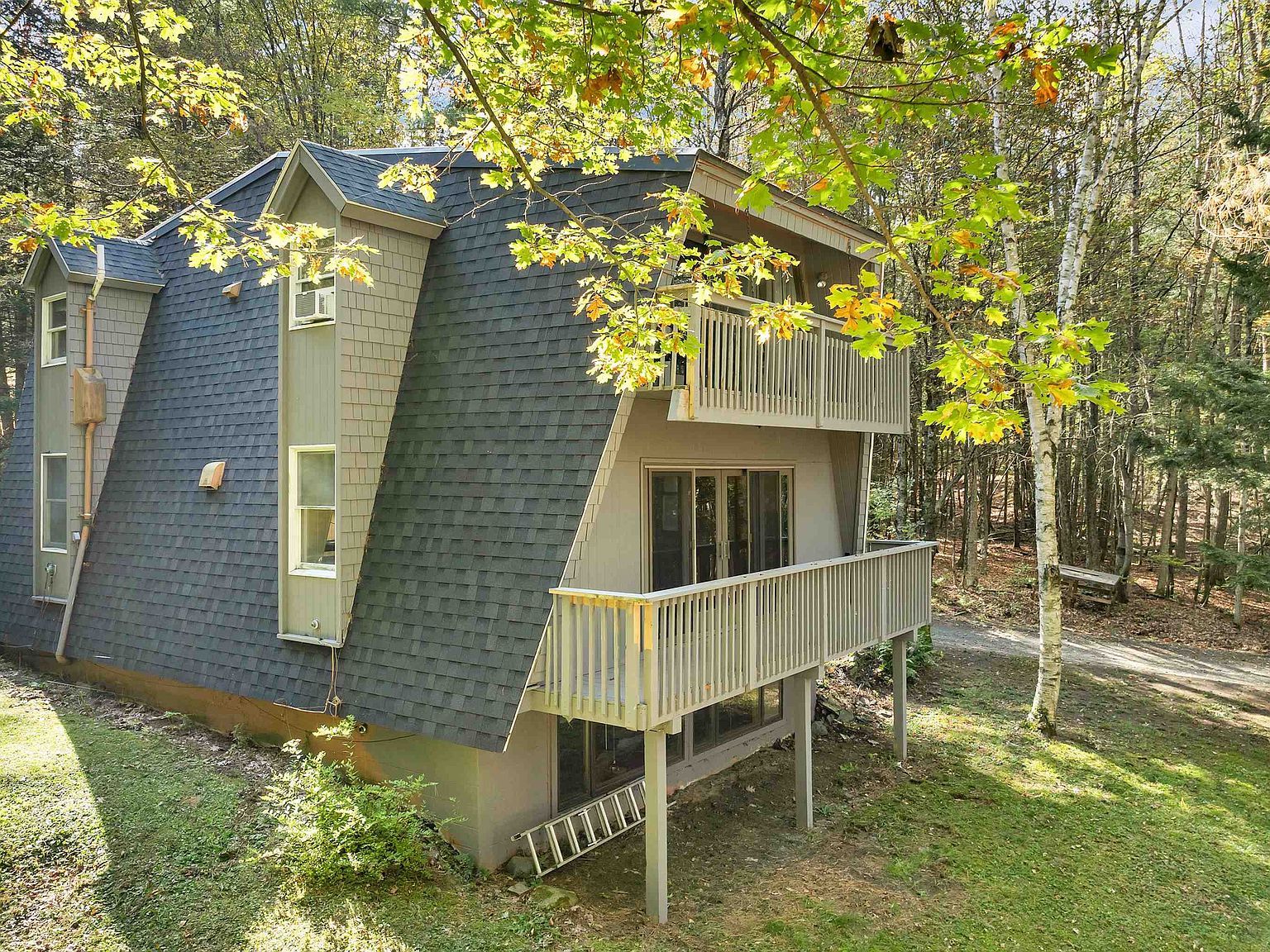 402 Marsh Family Rd Hartford, VT 05047 | Single Family