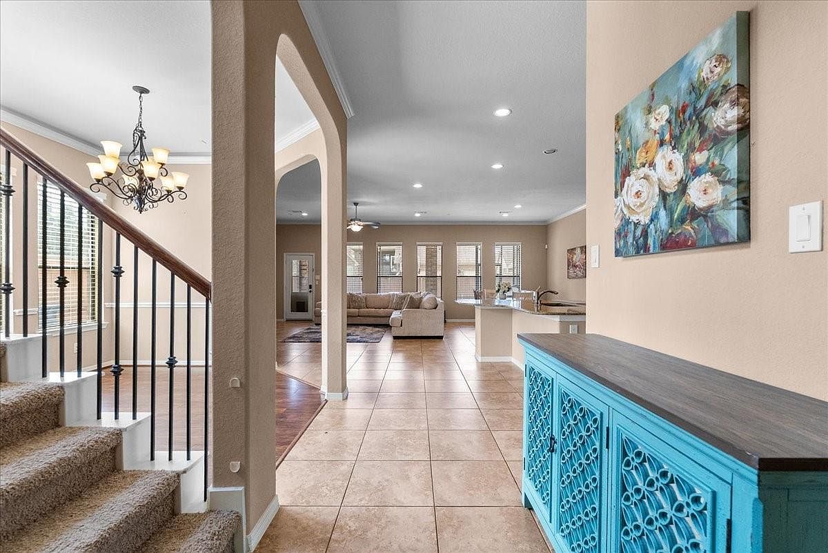 606 W Frk Webster, TX 77598  | Single Family