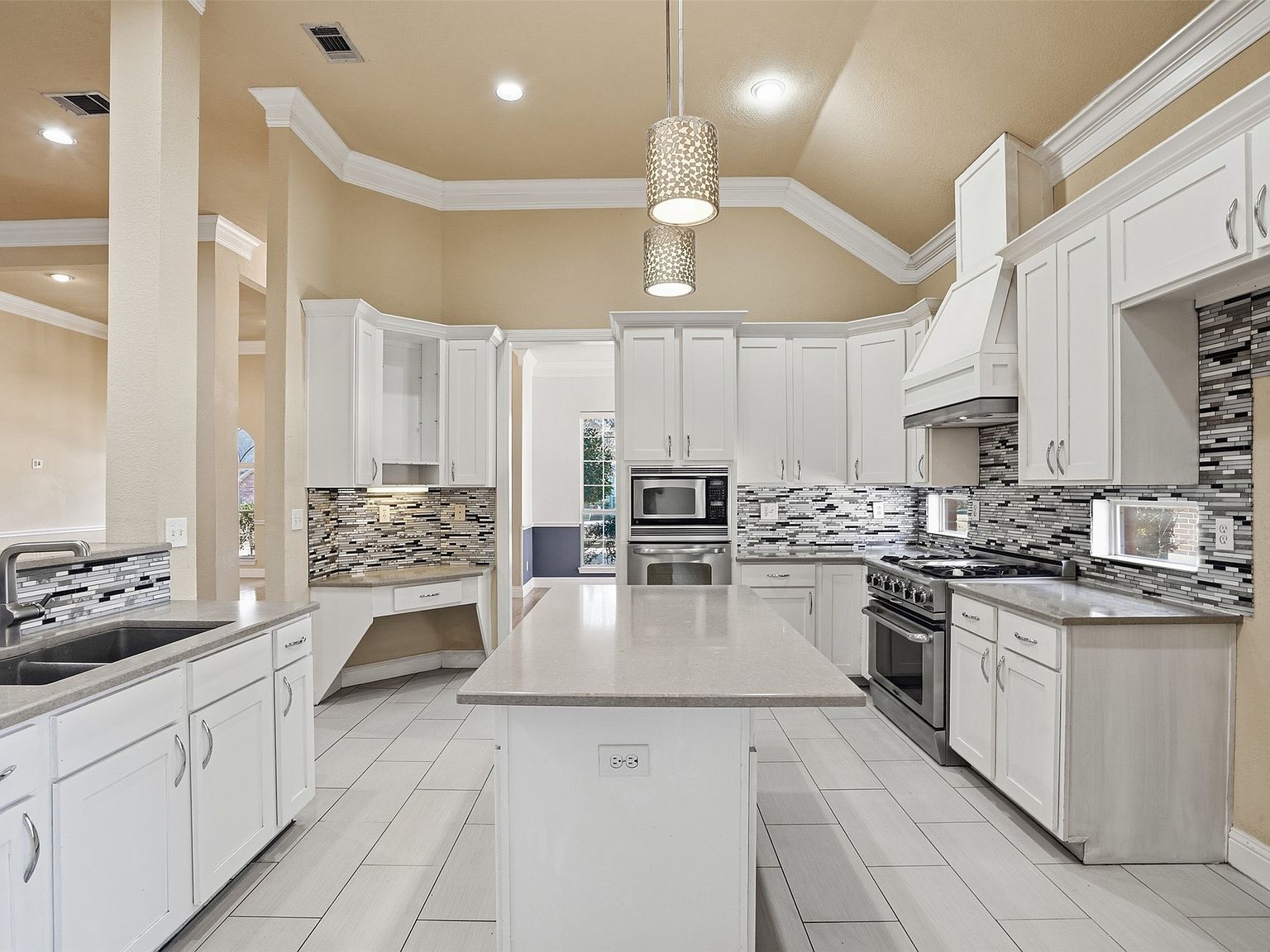 3104 Stonehenge Dr Richardson, TX 75082  | Single Family