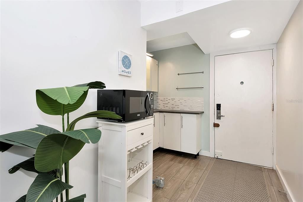 313 S Atlantic Ave #320/322 Daytona Beach, FL 32118  | Condominium