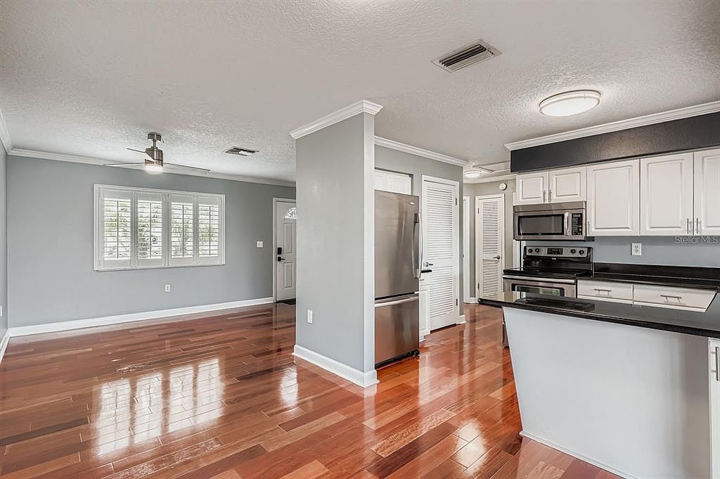 6463 109th Ave N Pinellas Park, FL 33782  | Single Family