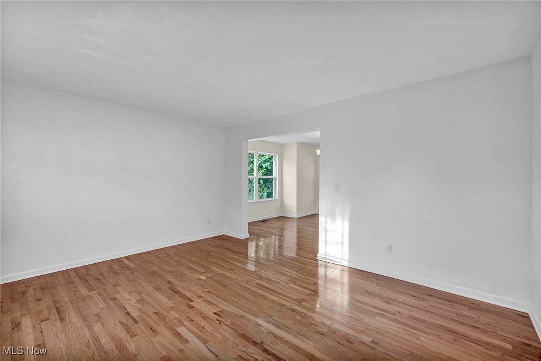 4388 Wedgewood Dr Akron, OH 44321  | Single Family