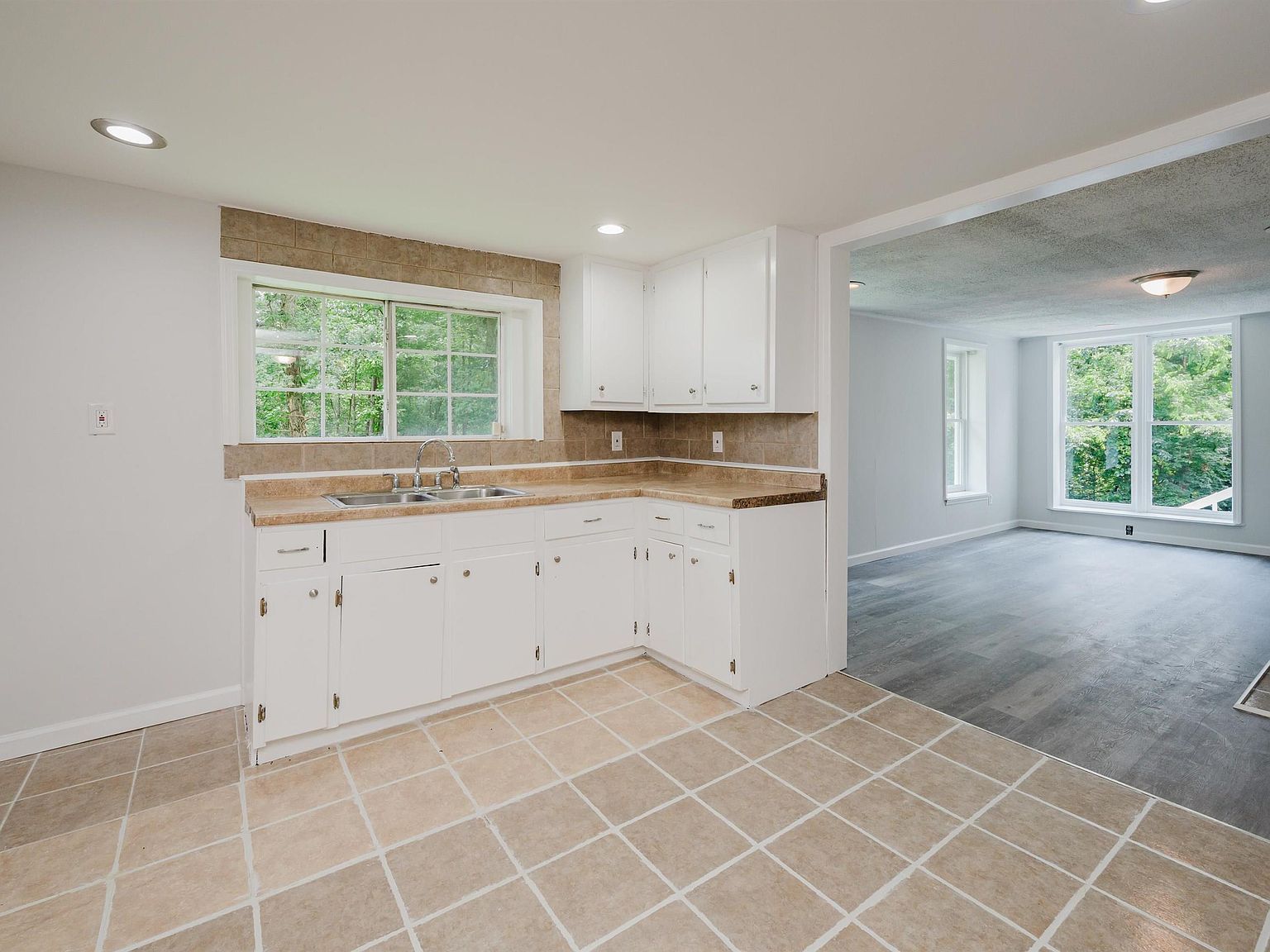 2436 Thomas Ave Birmingham, AL 35217  | Single Family