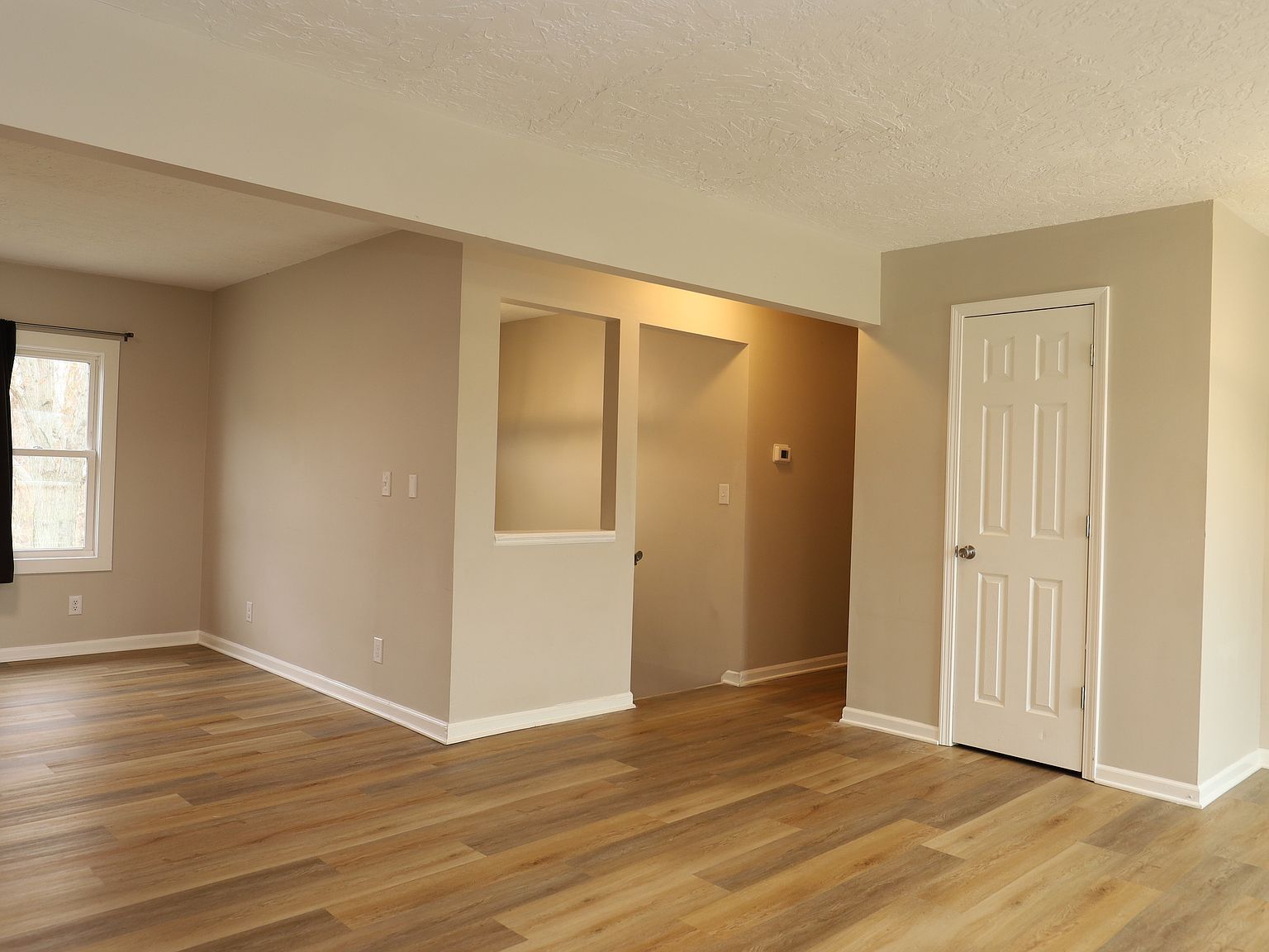 9812 W 900 N Elwood, IN 46036  | Single Family