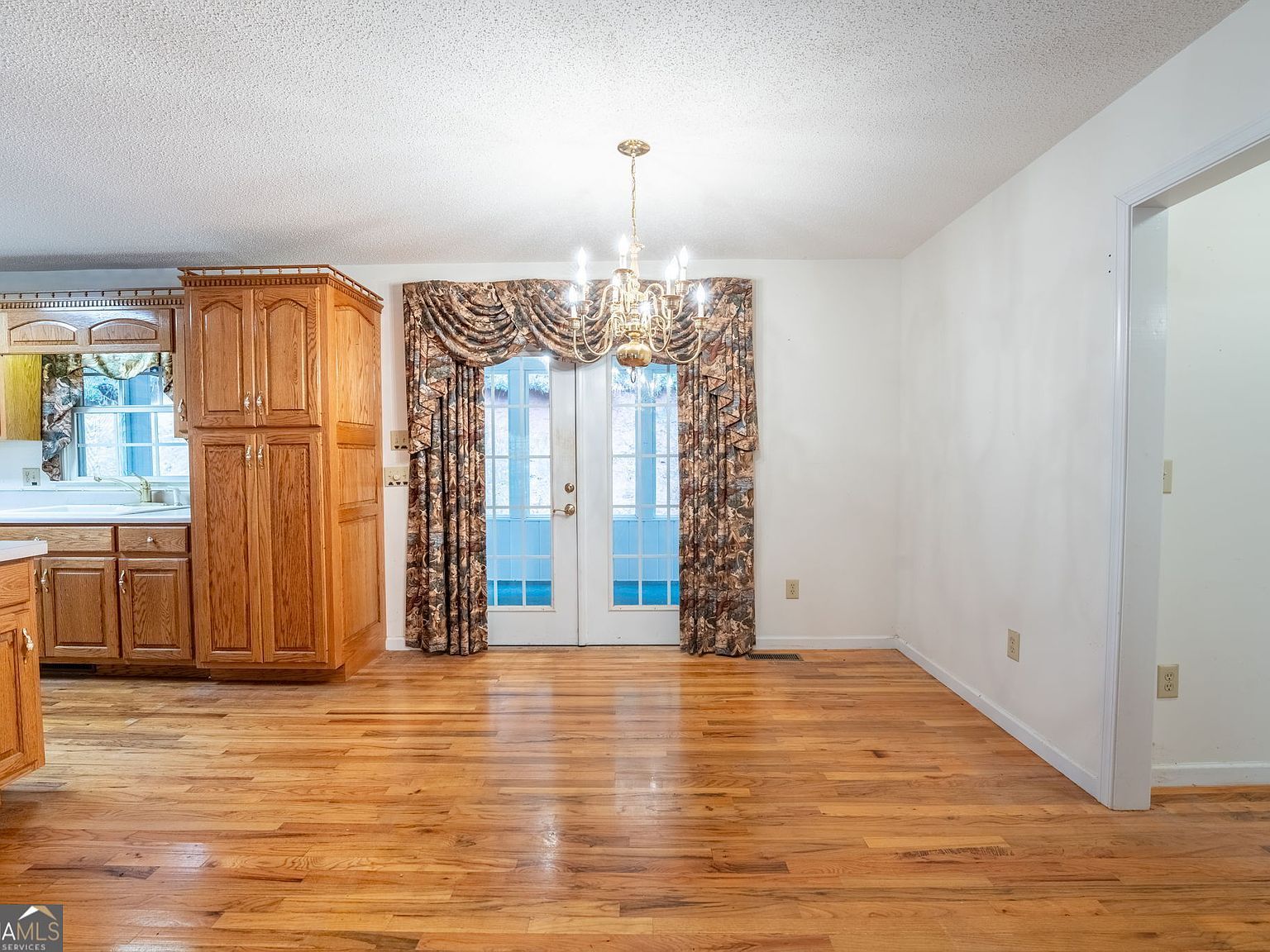 1327 Pinnacle Dr Clayton, GA 30525 | Single Family