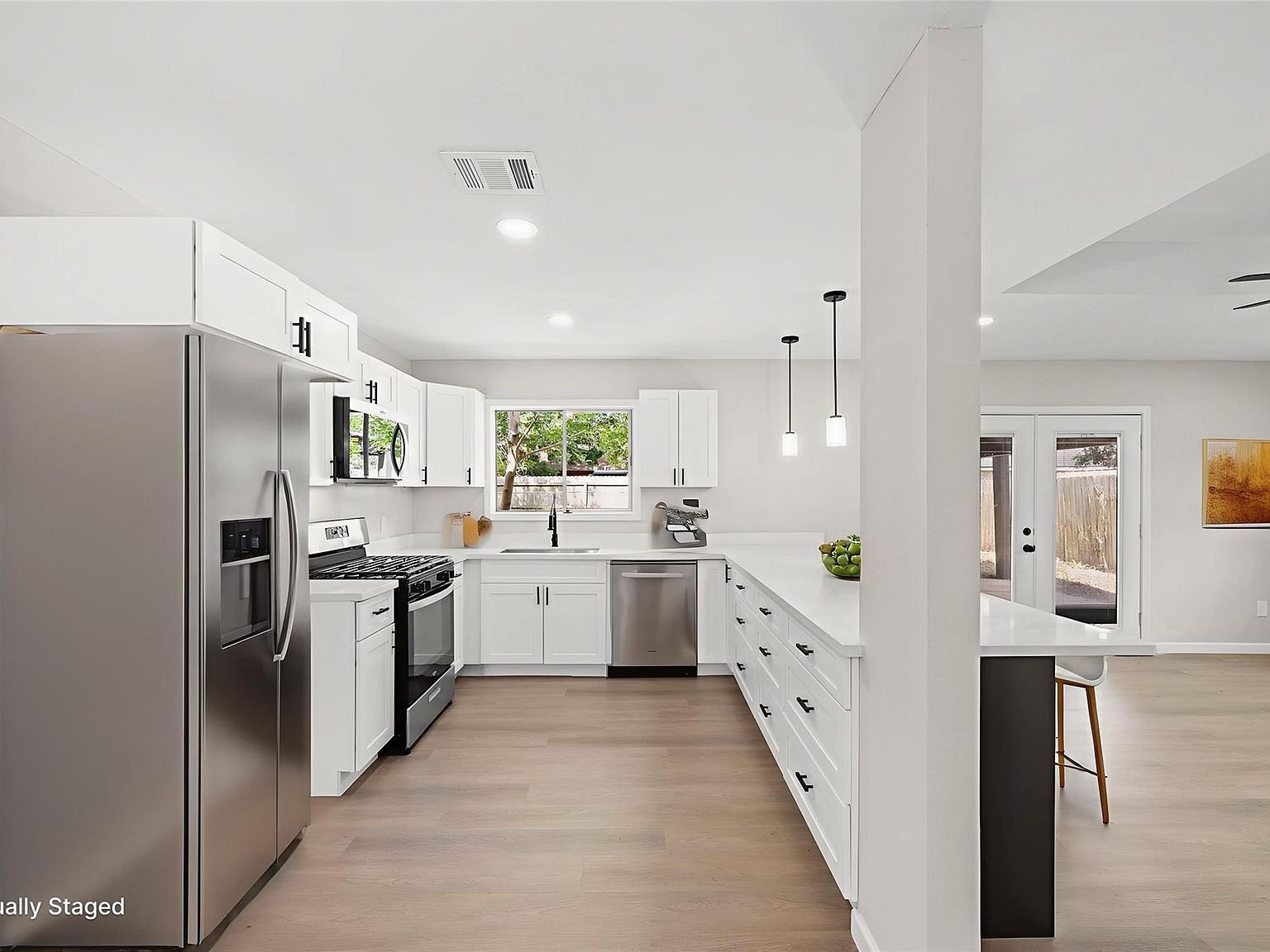 523 Lazy Ln Brazoria, TX 77422  | Single Family