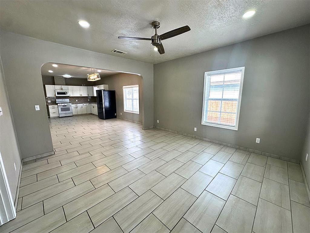 814 S Ellison Ave El Reno, OK 73036  | Single Family