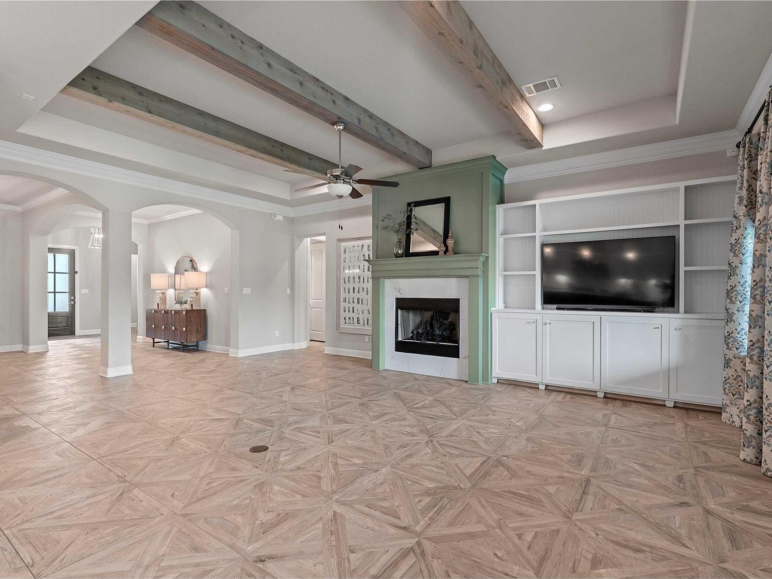 201 Barefoot Park Ln Georgetown, TX 78628  | Single Family