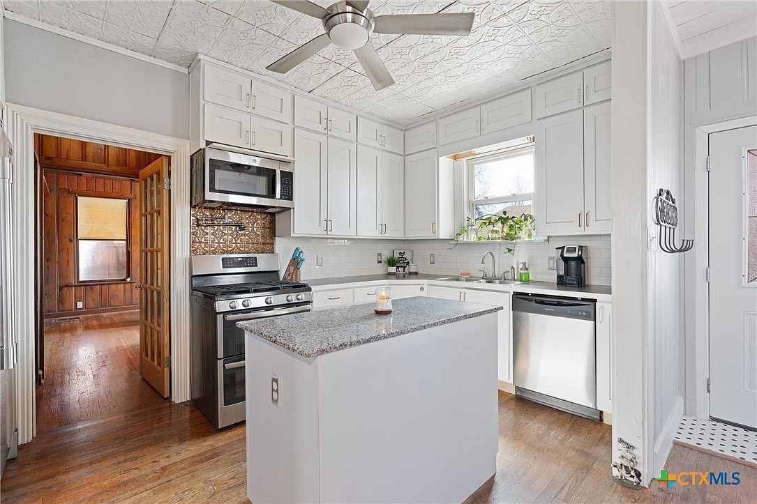 1543 W Clark St Bartlett, TX 76511  | Single Family