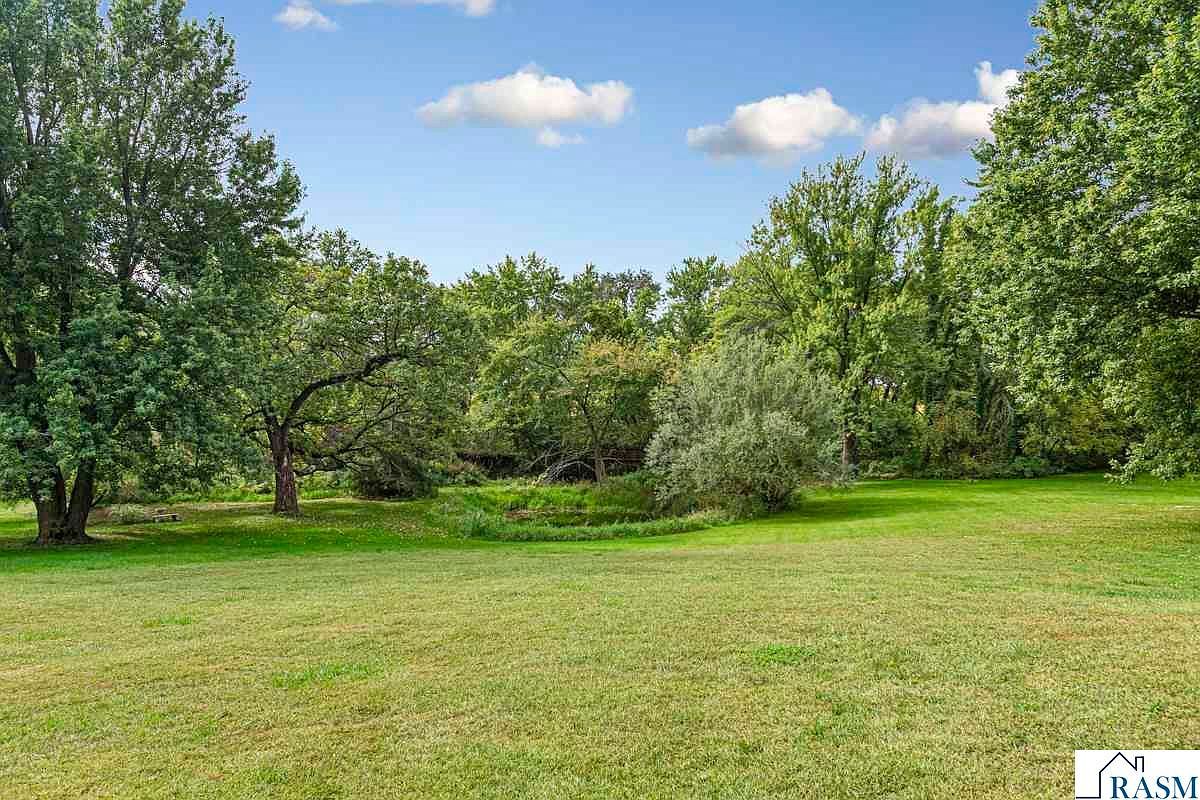 60639 211th St Eagle Lake, MN 56024  | Single Family