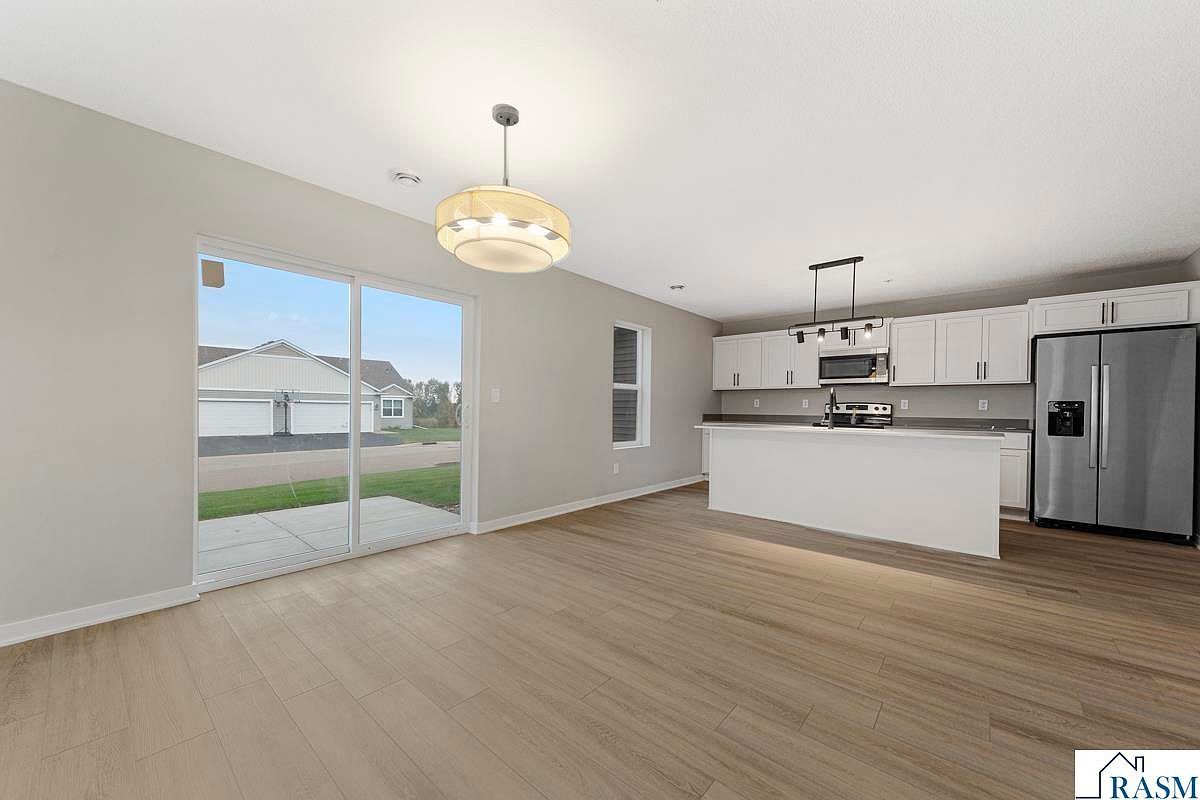 829 Tomahawk Ct Madison Lake, MN 56063 | New build